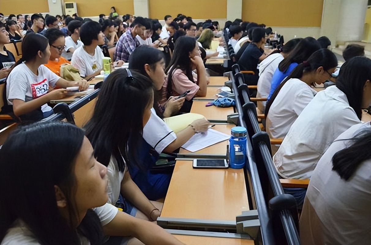 教育部发布通知，17所专科院校升级为本科，被录取的学生眼光独到