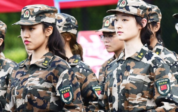 2022征兵工作现已启动，女兵年龄有所放宽，部分大學生将无缘军营