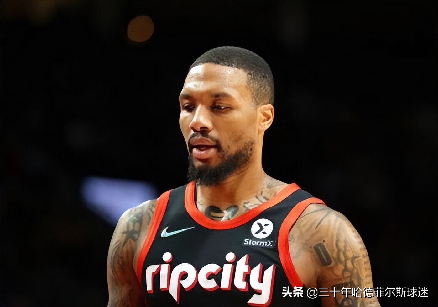 利拉德为什么被nba(NBA：开拓者与利拉德提前续约的背后，藏着多少鲜为人知的秘密)