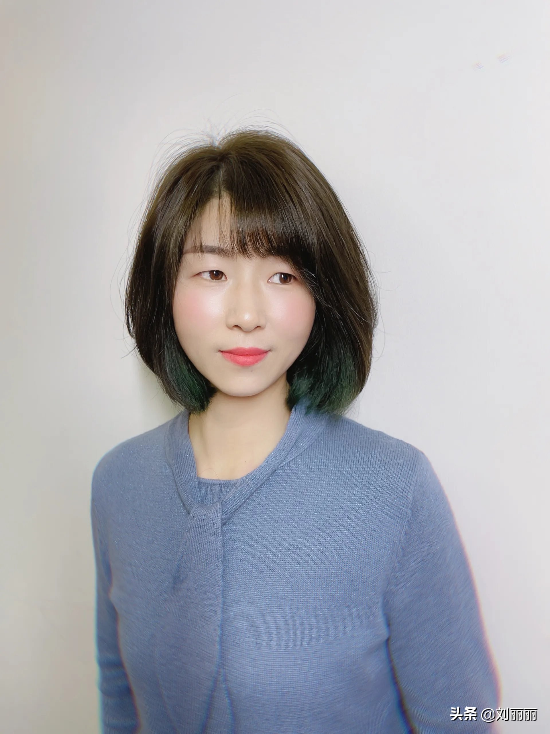 当下最流行的4种发型，大小卷烫发全都有，瘦脸修饰头型都很不错