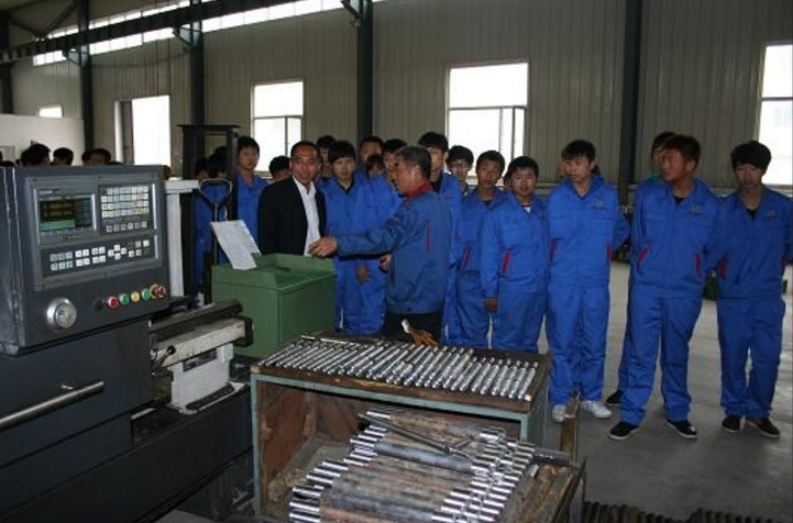 2022全国“大专”排行，深职一骑绝尘排第1，东三省高职并不出色