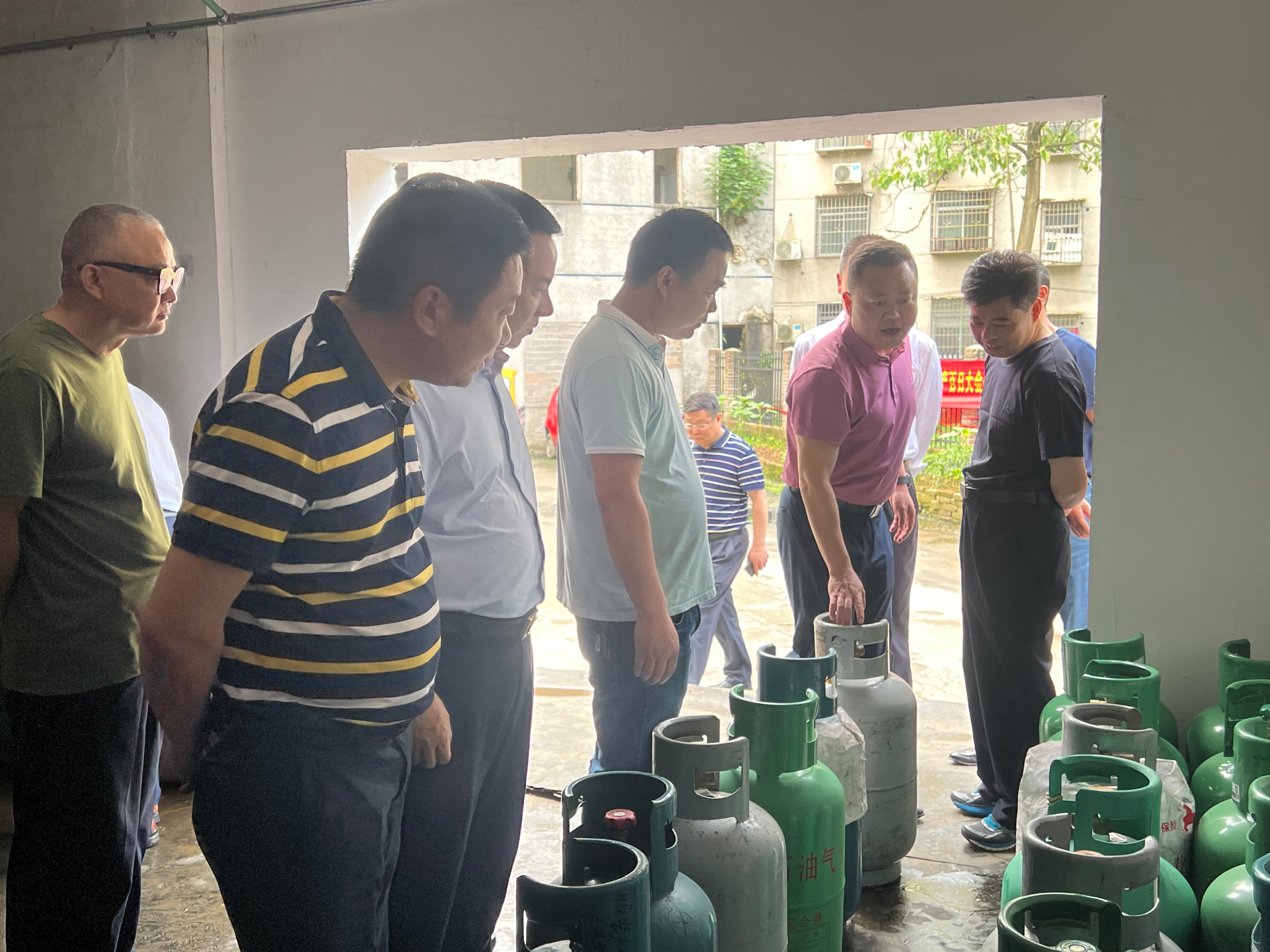 省城镇燃气安全排查整治及燃气安全执法督导组对我市开展检查工作