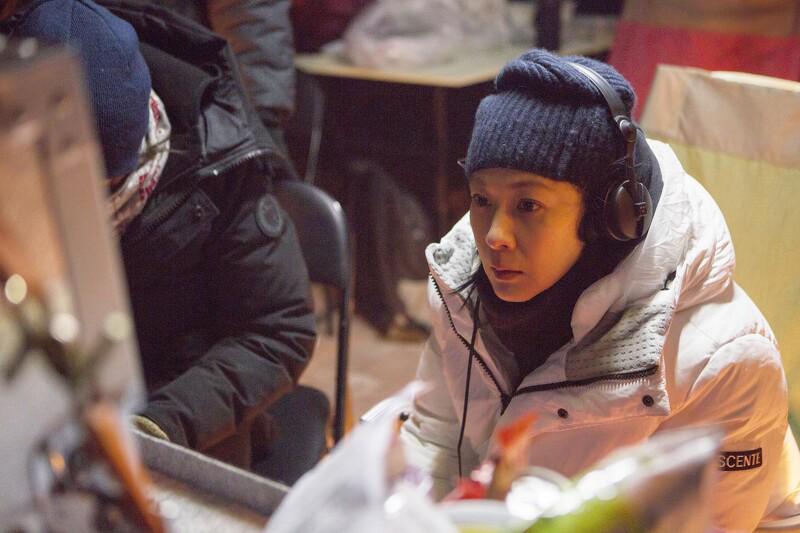 刘若英嘟嘴自拍，53岁还很纯真的漂亮，就算皱纹多也看着舒服的