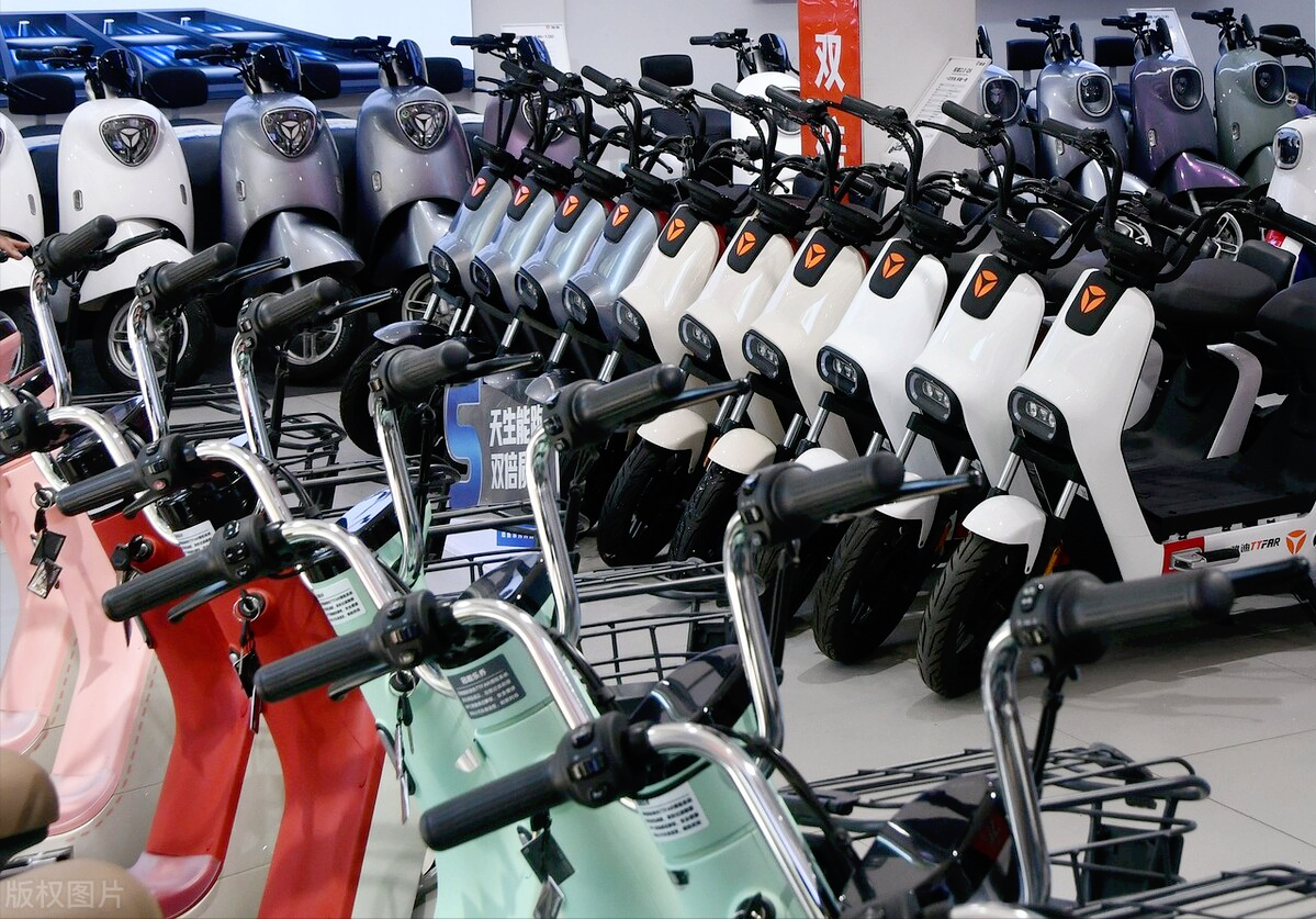 不用充电、会飞的电动车？这3种