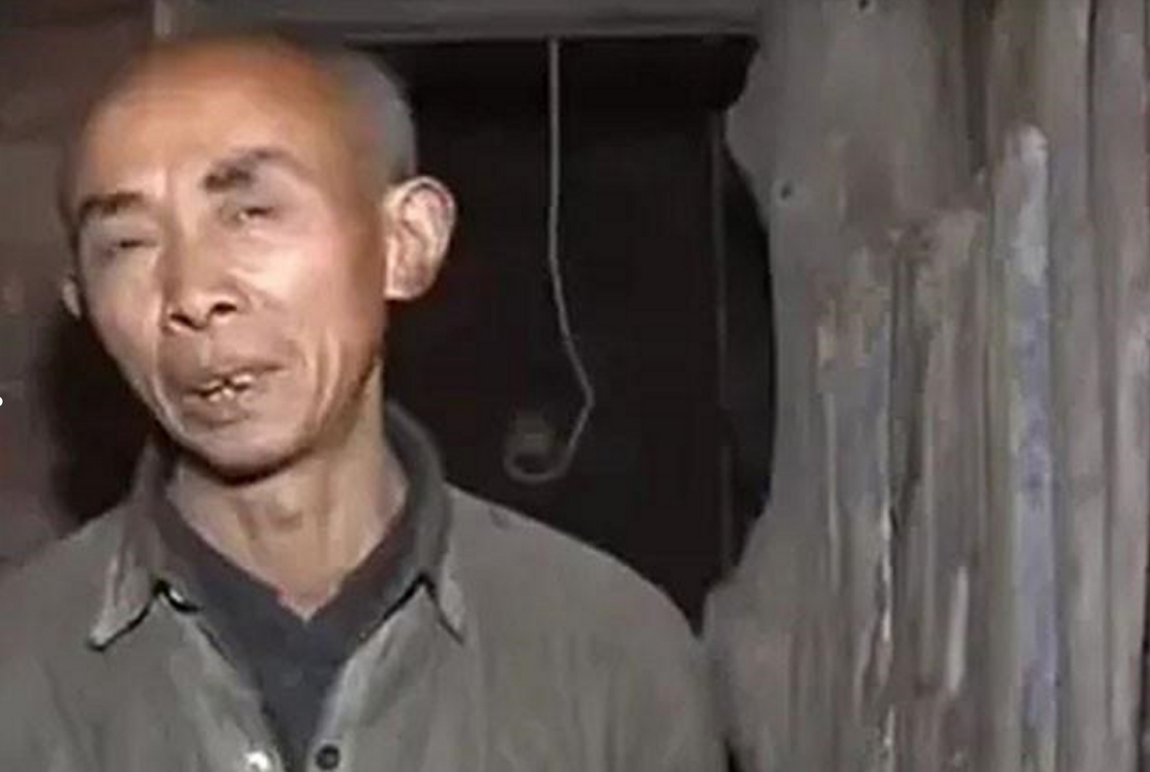 1995年，女大学生被以120元卖给四川一老农，两人和牲畜共住17年