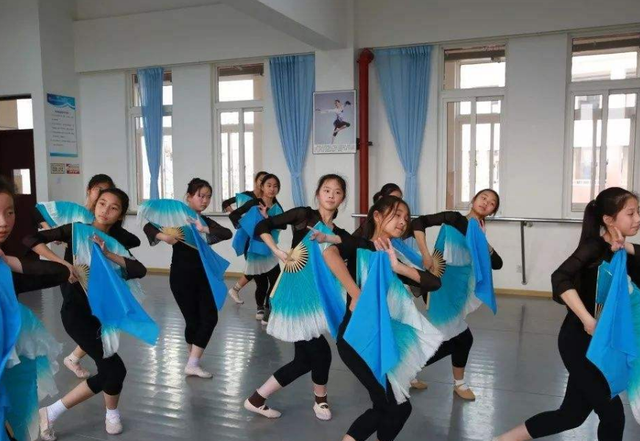 医学院排名重新调整，湘雅、华西医出局？新四大医学院出现？