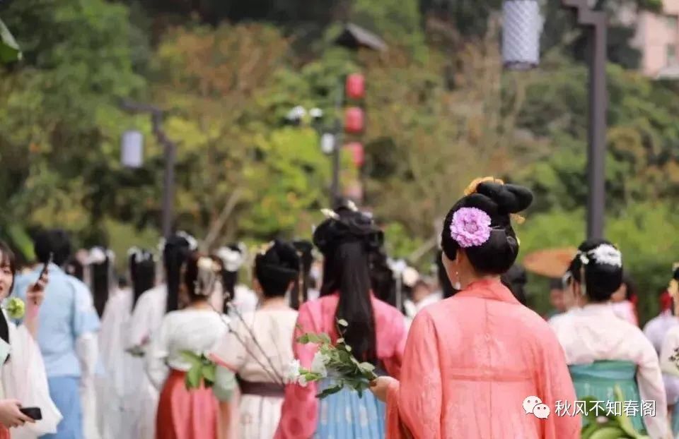 二月二花朝节林妹妹的生日，愿你不负花时不负良辰赴春日花开盛宴