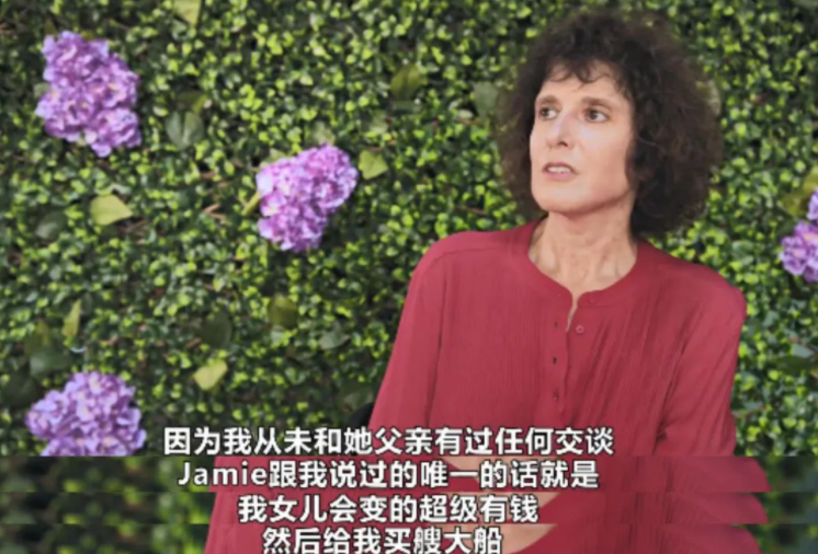 40岁歌坛天后官宣流产，3亿网友现场落泪：上帝对她好点吧