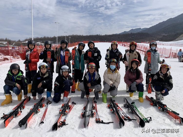 扶风县都有哪些奥运会体育项目(扶风县第二初中“走上冰雪•滑向冬奥”冰雪研学活动纪实)