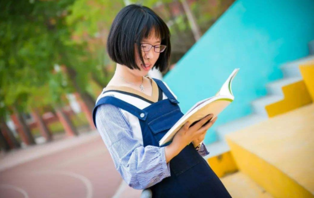 高中班主任直言：从教30余年发现，有后劲的学生往往是这3类