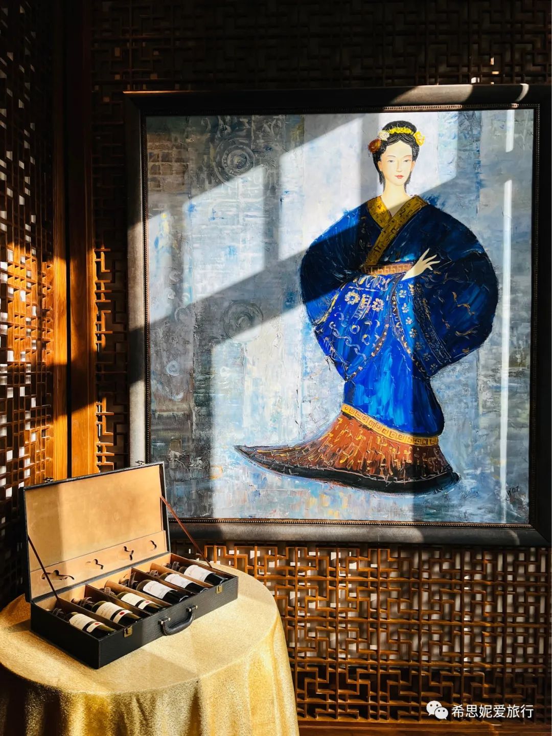 住进世界上最高的一家瑞吉度假村，在离天空最近的地方做一个梦