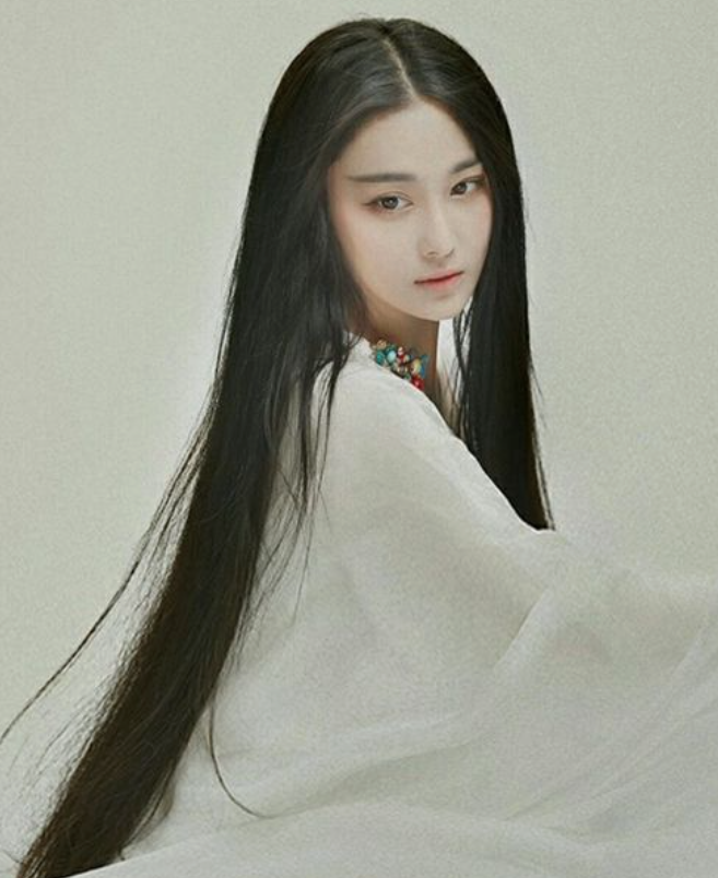 张馨予：以为嫁给军人的女明星，有颜有才