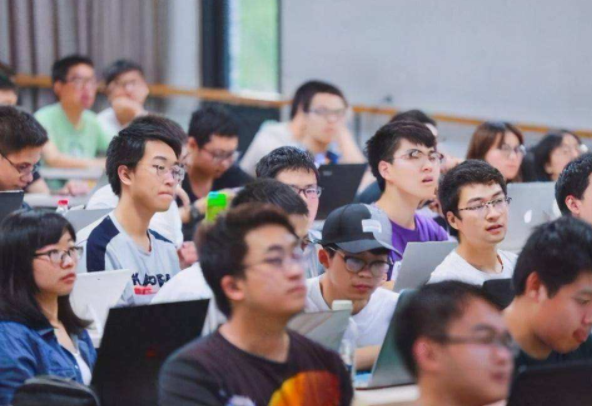 大学公选课（大学选修课有多难）