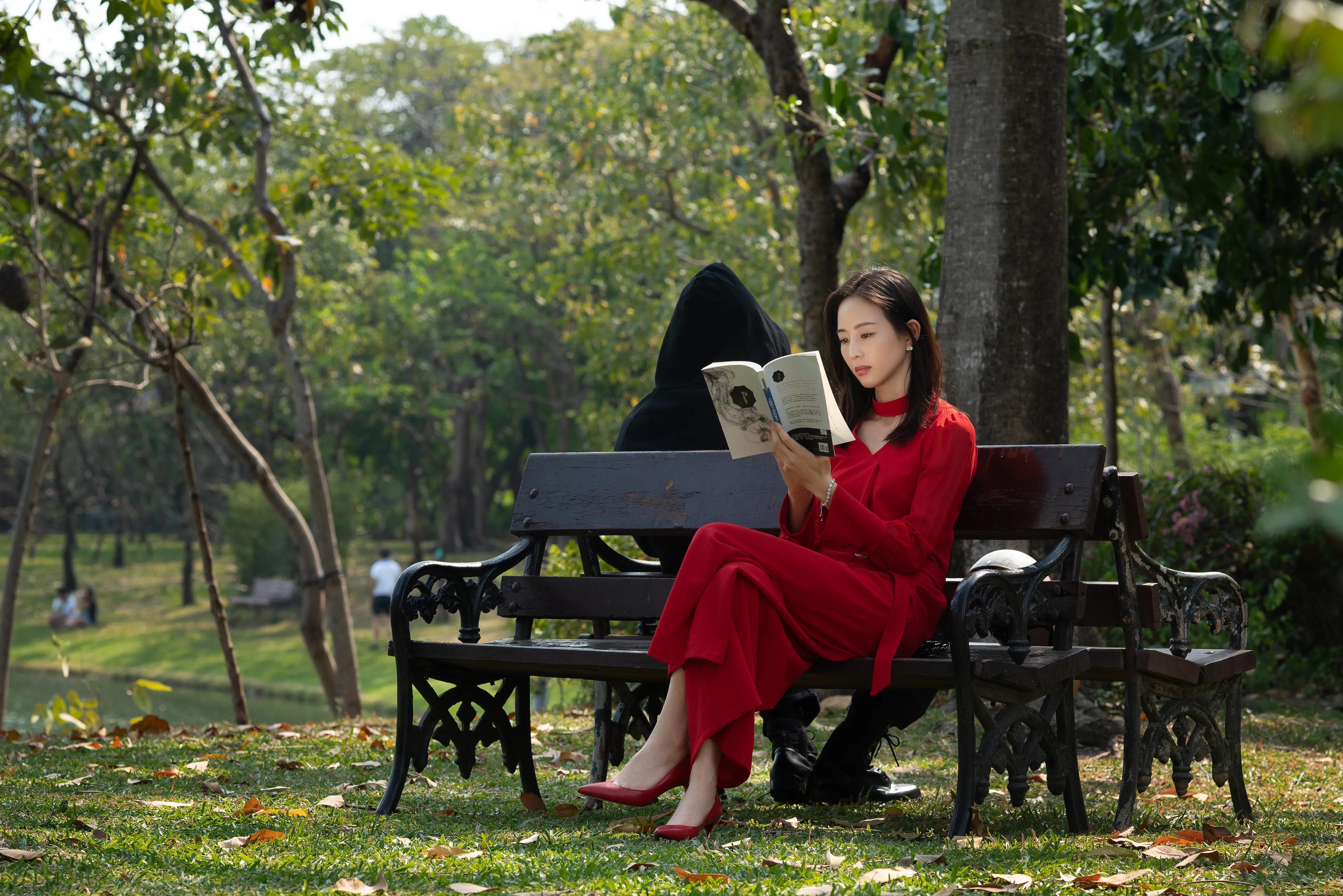 《唐人街探案》张钧甯lvy玫瑰红长裙高清原图