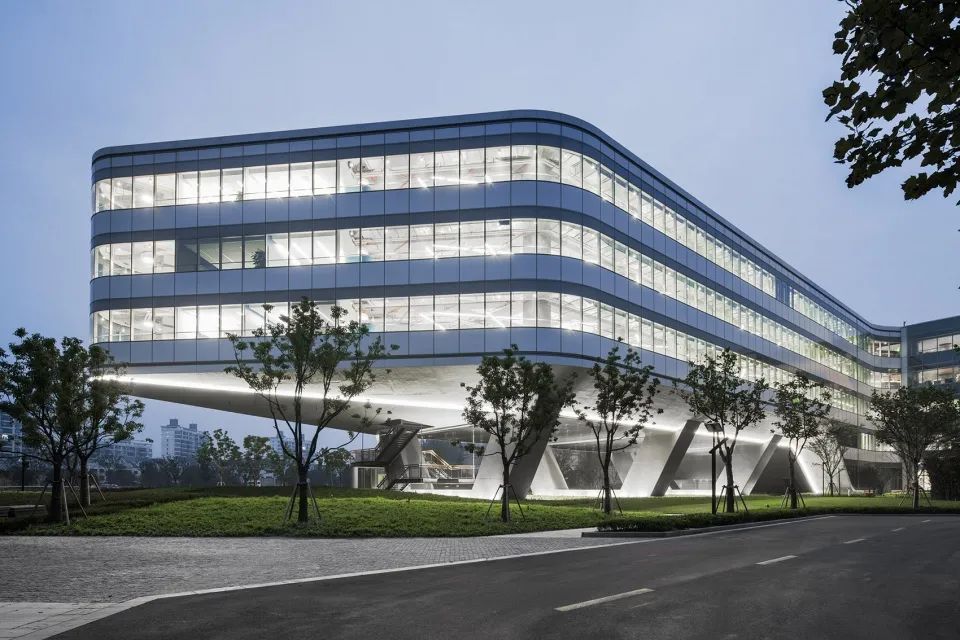9大公司总部大楼建筑,哪家更酷?