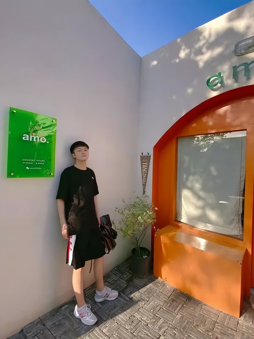 南师大学霸天团来袭！发表论文、直博清华、获全国表彰！现已集体保研！