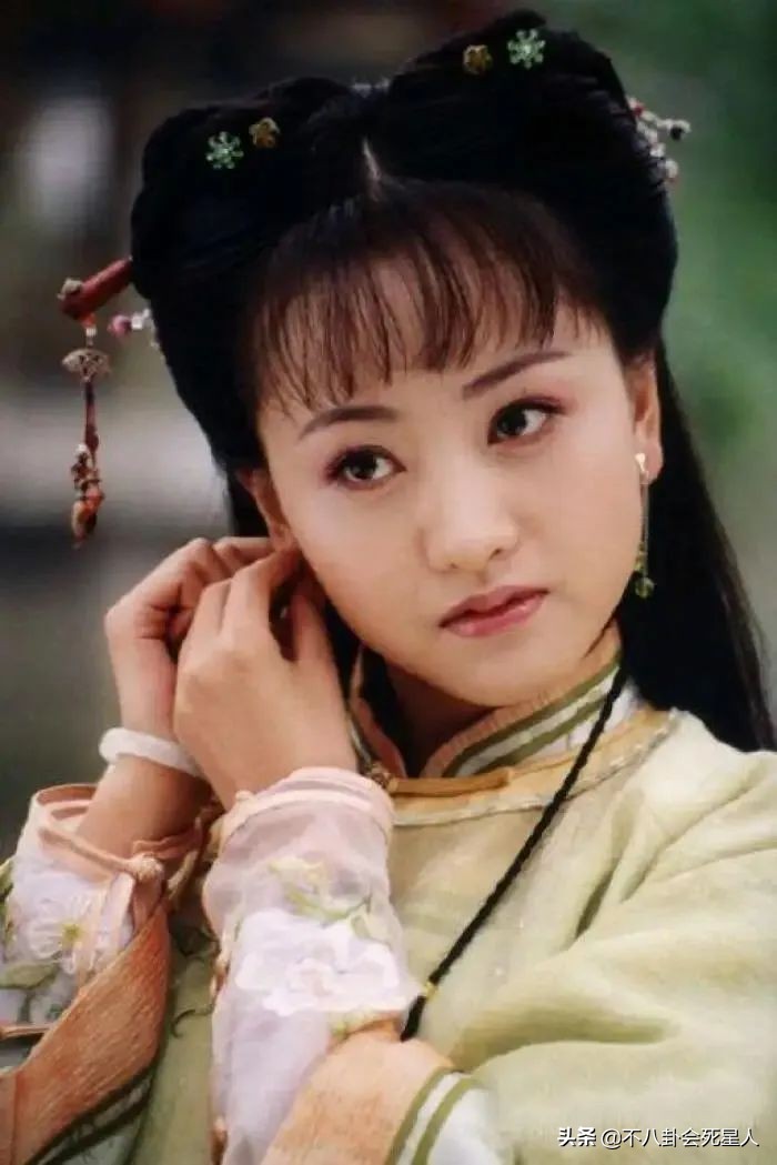 30+女星演高中生，个个灵气又娇嫩，她们是怎么做到的？