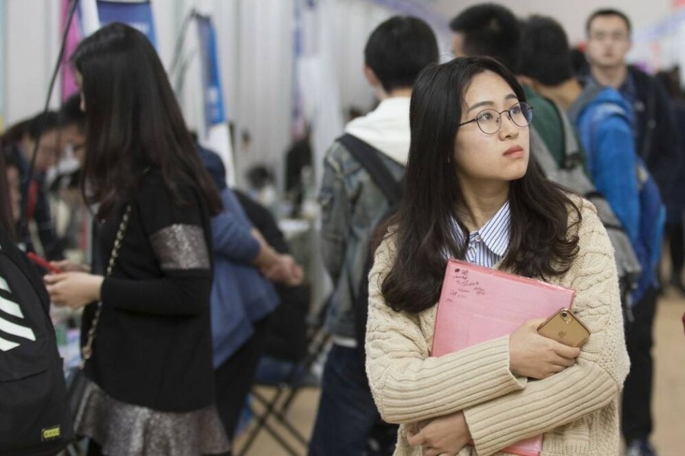 “上过大学”和“没上过大学”的区别，5张图对比清晰，很真实