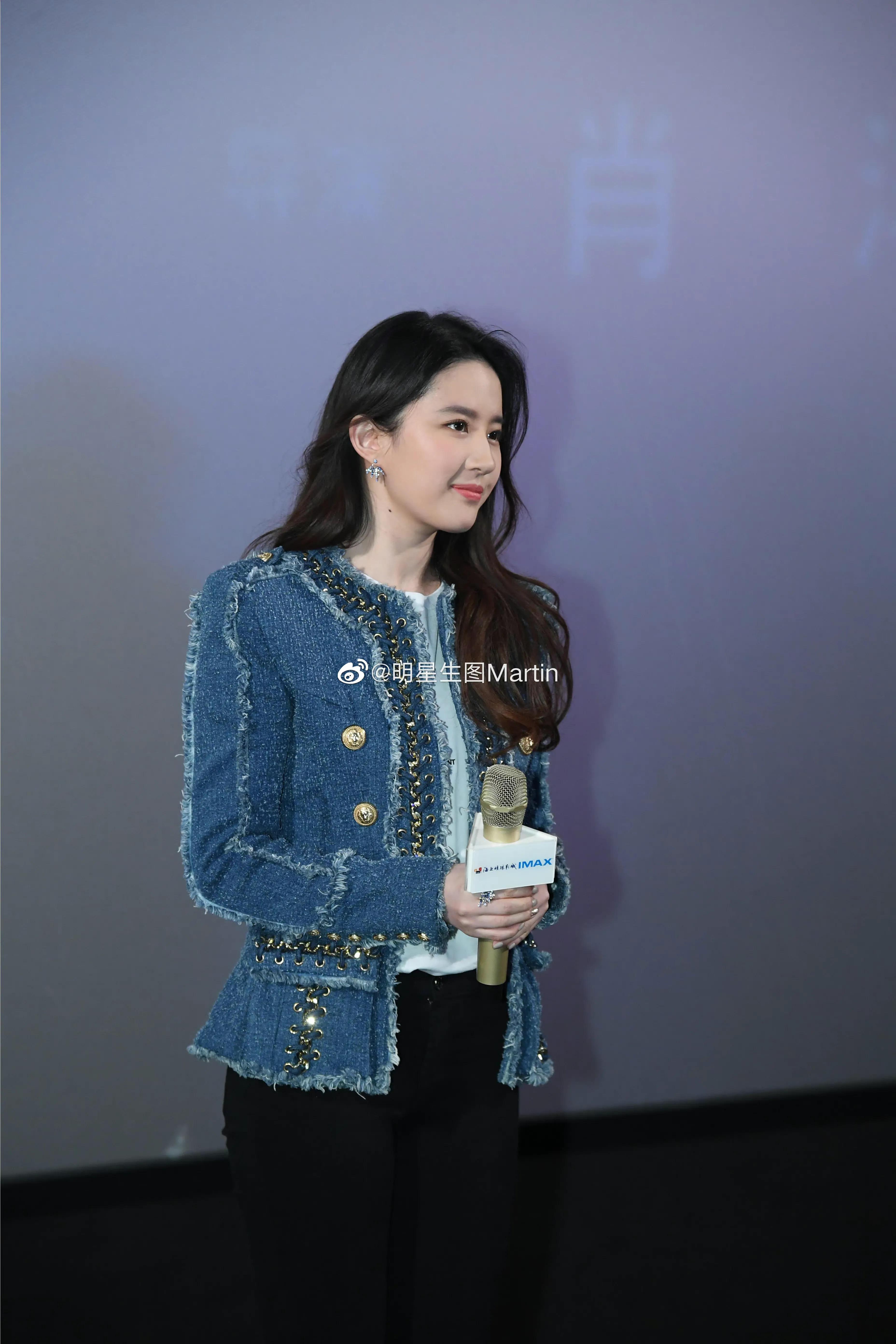 刘亦菲路演现场图