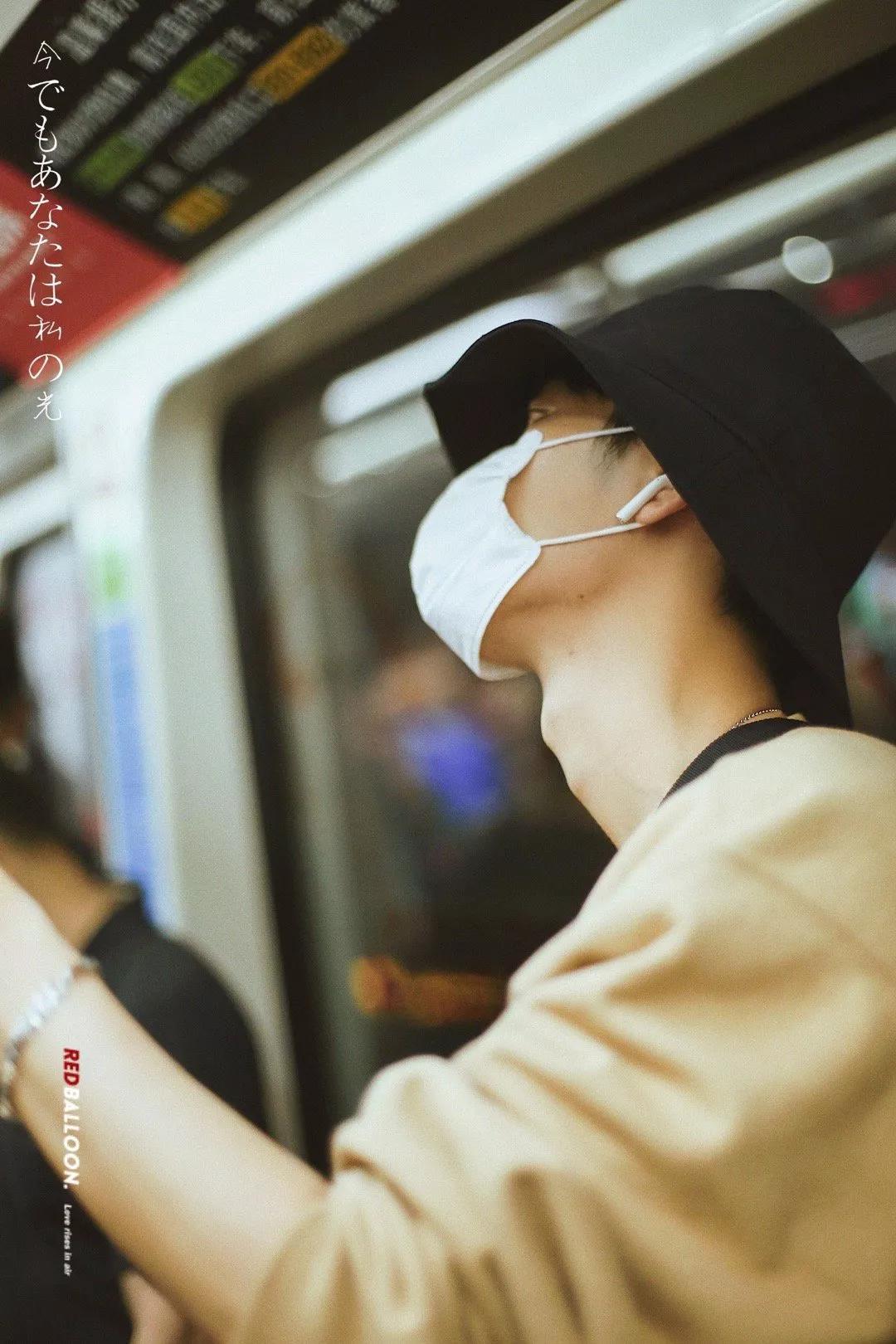 考古肖战:2018年9月—12月机场时间线汇总,今天请叫我收图狂魔