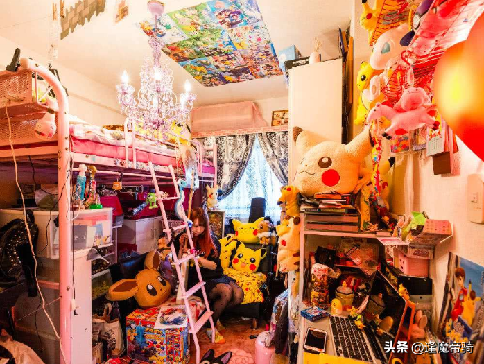 二次元宅女群體增多，為何她們寧願躲屋裡看動漫，也不願談戀愛？