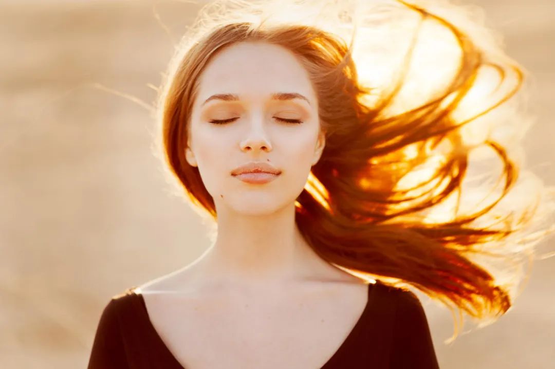 「人像摄影」乌克兰摄影师拍得优雅美女作品欣赏