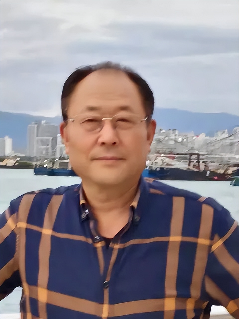 中国新时代国际艺术大家——史锁山