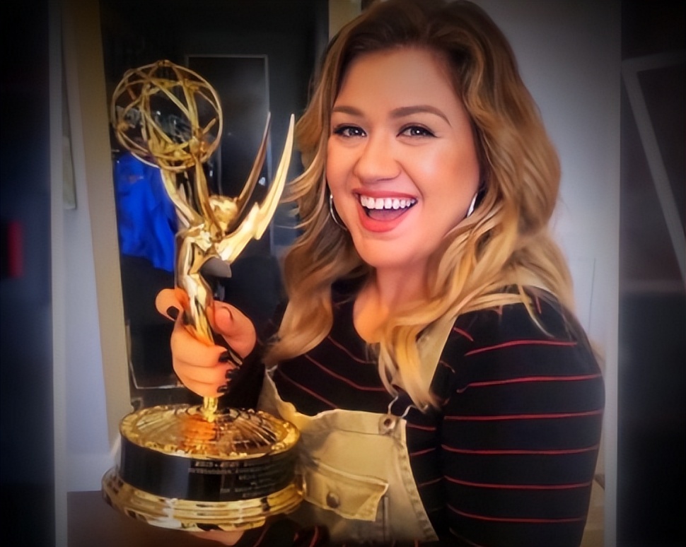 第49届日间艾美奖揭晓，《综合医院》获最佳，米夏·摩根创历史