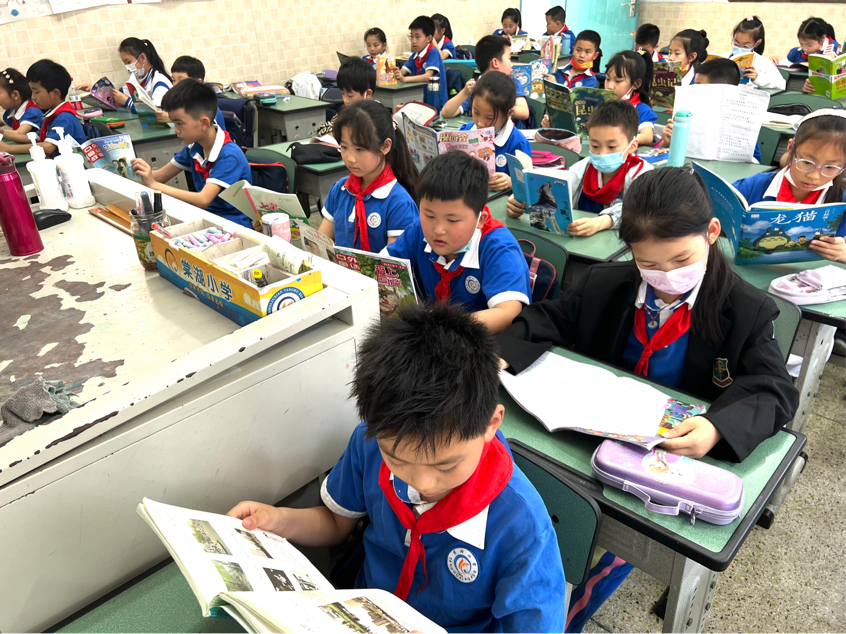 书香润泽生命 阅读成就未来｜继续走进双流区棠湖小学书香班级