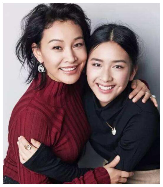 10位00后小花，争奇斗艳各显神通，谁能成为国民妹妹？