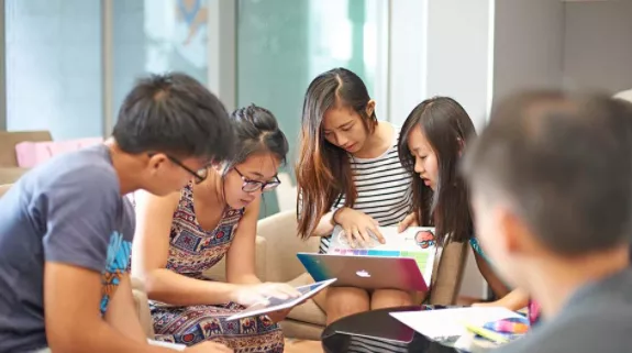 2022全球国际化大学榜单公布,新加坡NUS排名第8,NTU排名第12