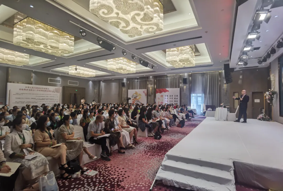 心理疾病高发引关注，十大严重病症解析及成因探讨