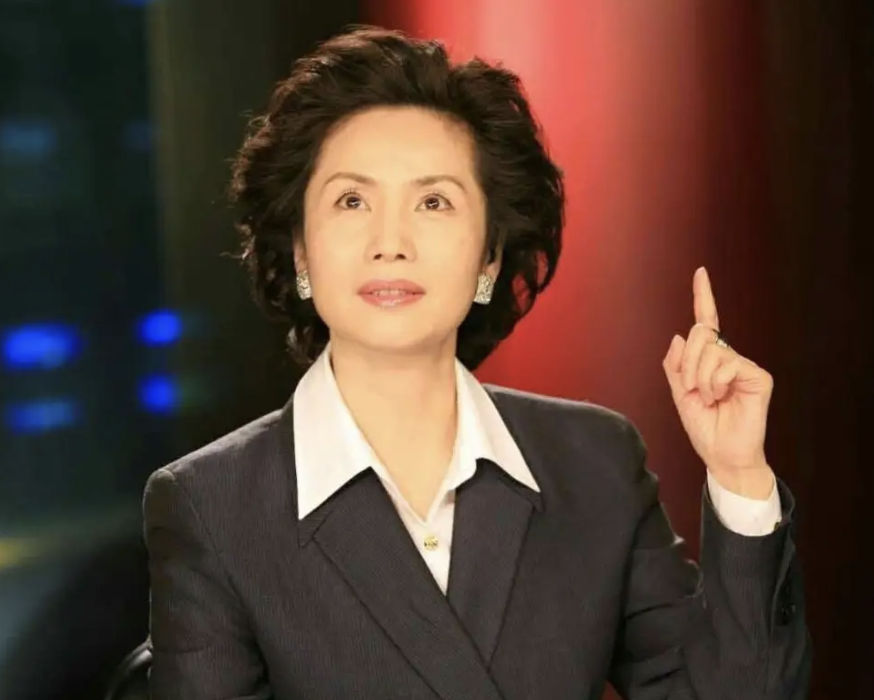 主播徐俐：与前夫相伴10年离婚，二婚丈夫给了她和儿子温暖人生