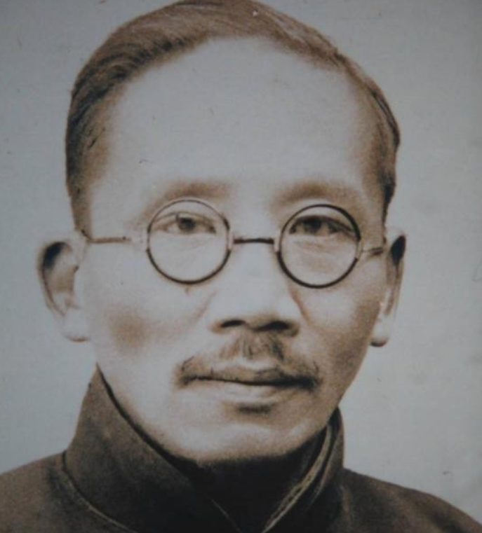 辜鸿铭被逐出北大,是胡适暗中操作?蔡元培默许后,众人表态寒心