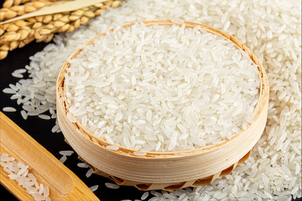 买大米，长粒和圆粒有啥区别？原来有2点不同，很多人搞不懂