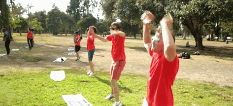 有多少美国年轻人在为学「东北二人转」偷着做准备？