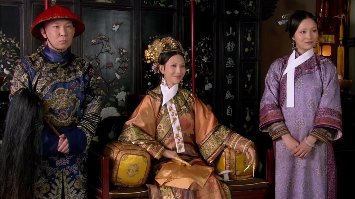 《甄嬛传》人物解析：10岁嫁人，16岁生子，雍正真的讨厌宜修么？