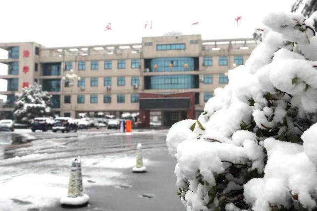 监利一中2017高考成绩（监利一中与省内重点高中的差距）