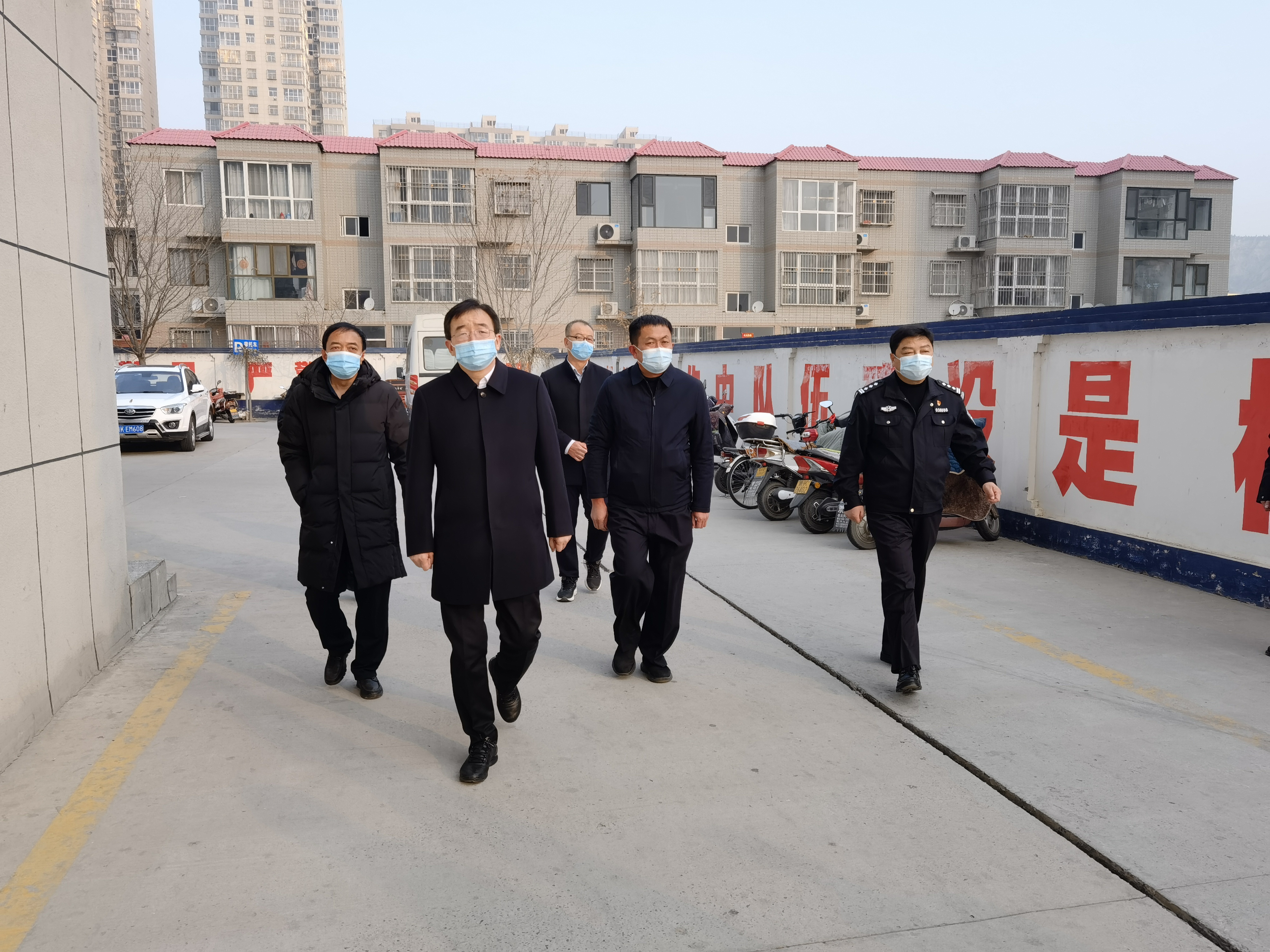 榆林市委常委、政法委书记张守华到绥德县公安局调研指导公安工作