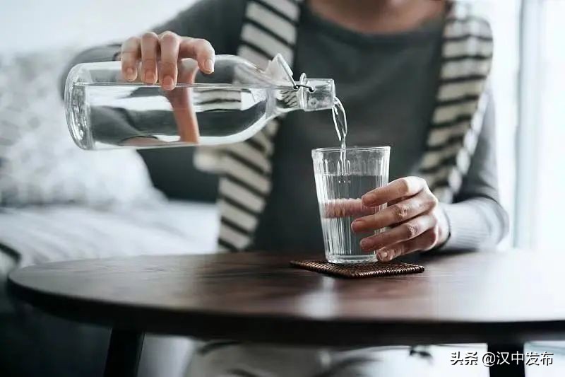 日常生活中出現(xiàn)嗓子疼不要忽視！當(dāng)心這種急危重癥