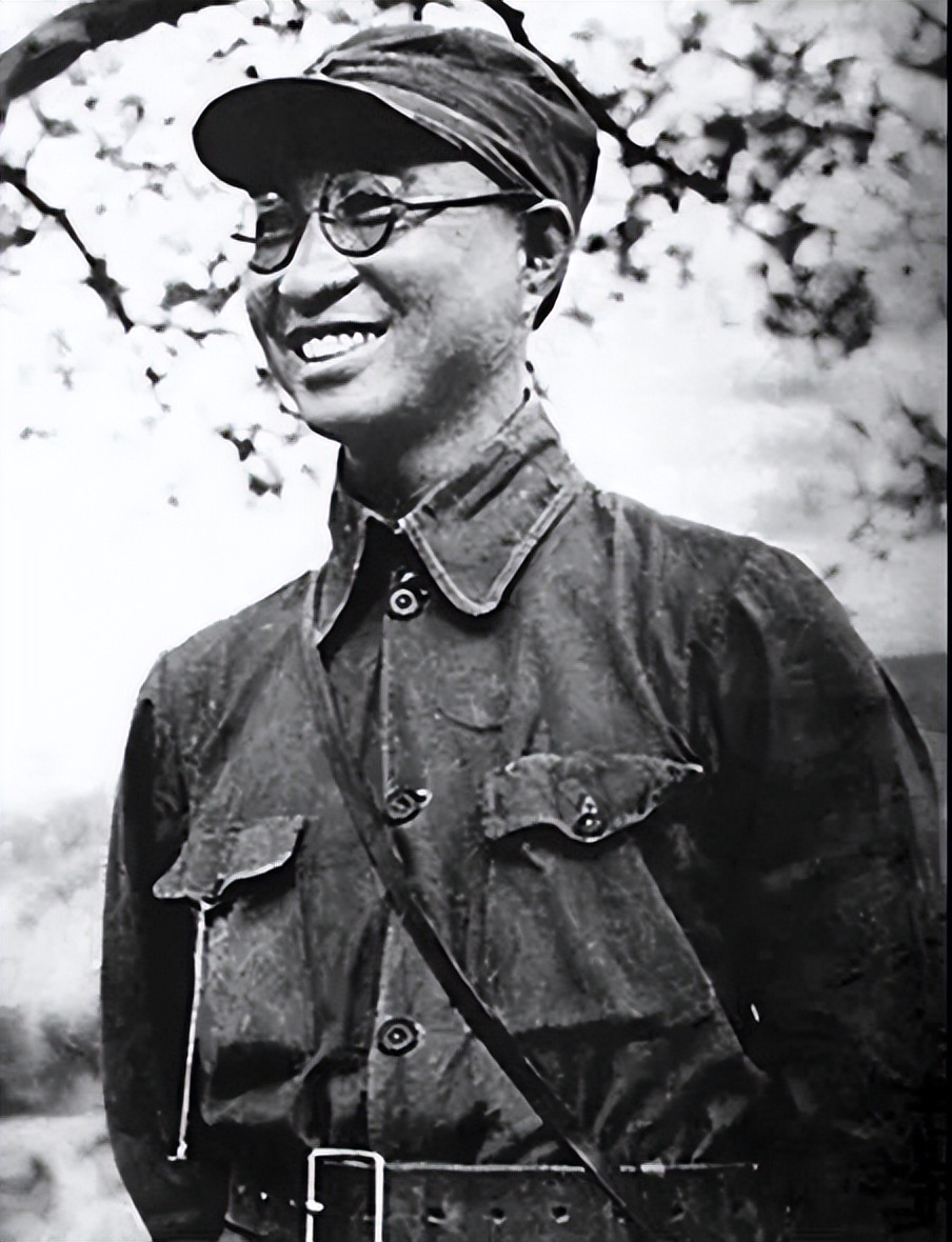 1935年,大叛徒顾顺章被处死,临刑前特务为何用铁丝穿透其肩胛骨