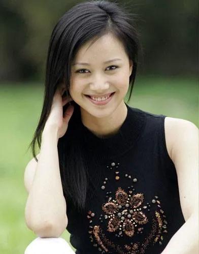 倪虹洁，15张精美的照片