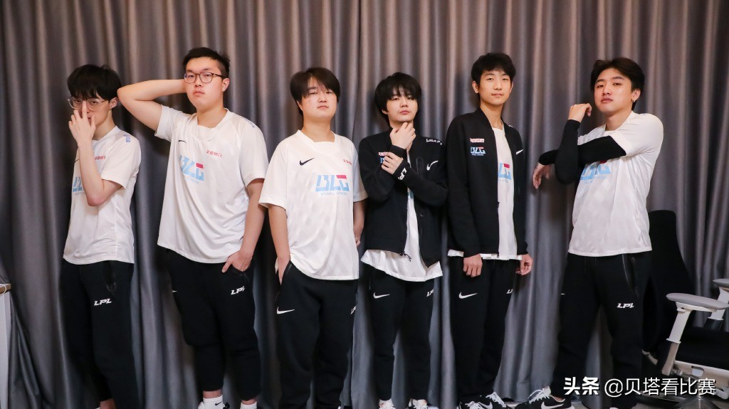 icon心态爆炸，提前退出游戏！BLG不敌JDG后，网友嘲讽：反噬了