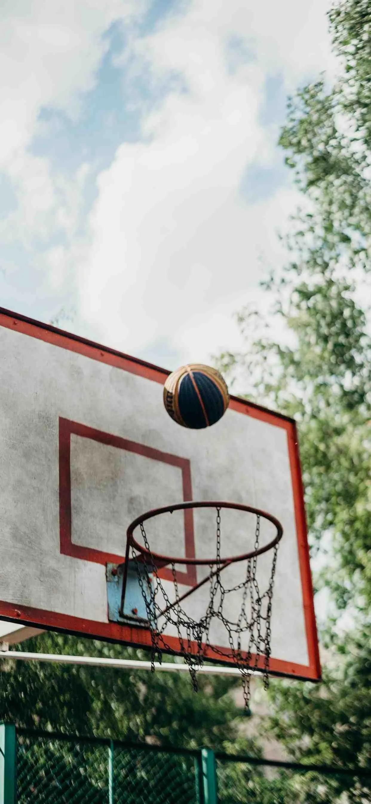 篮球壁纸第十期,绝美的篮球场壁纸适合喜欢篮球的你