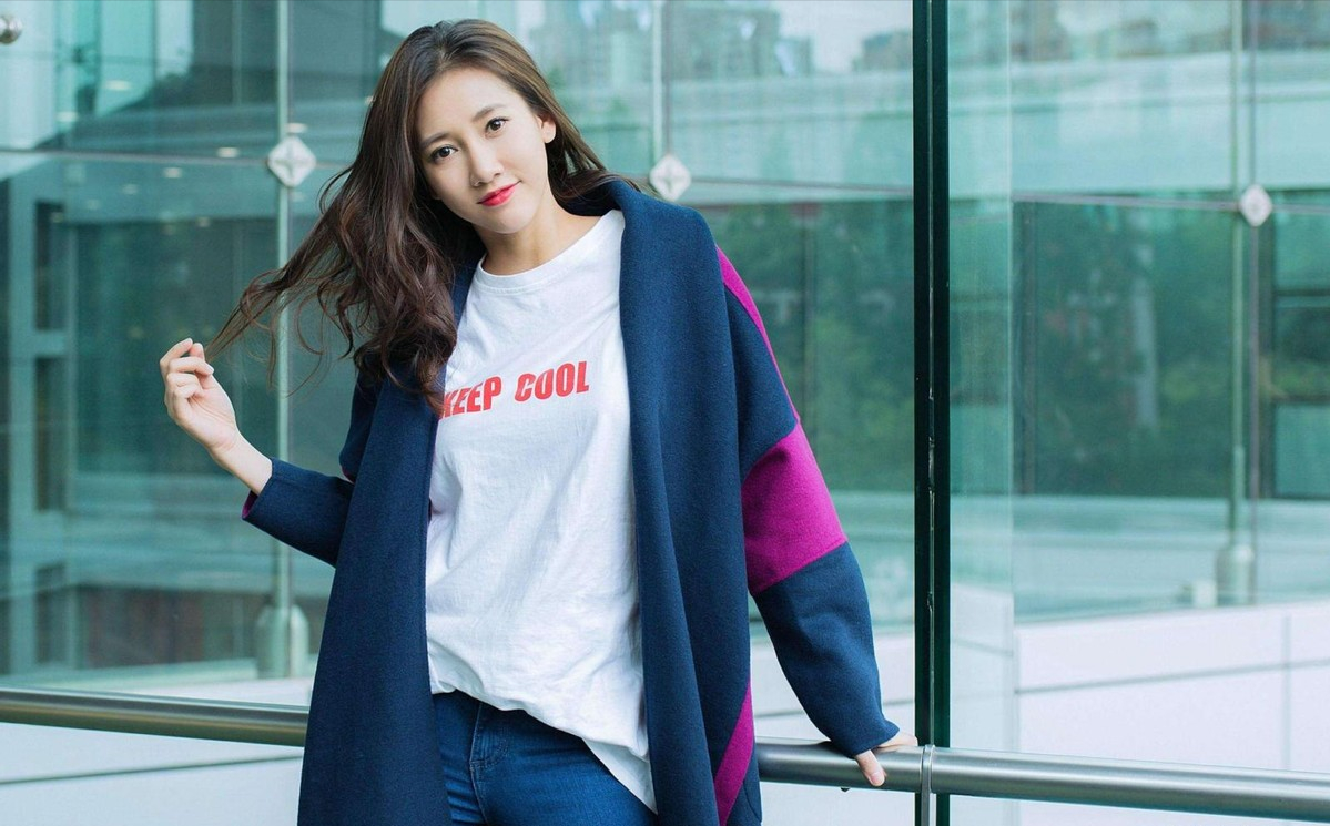 有一种“情商洼地”叫做弦子，19岁出道歌比人红，不会说话是硬伤