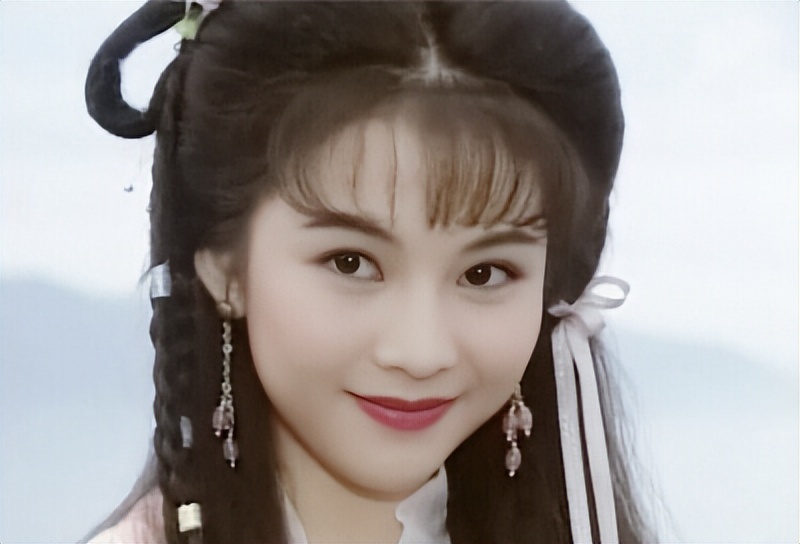 越瘦越丑的10位女星，个个皮松肉垮，脸无二两肉