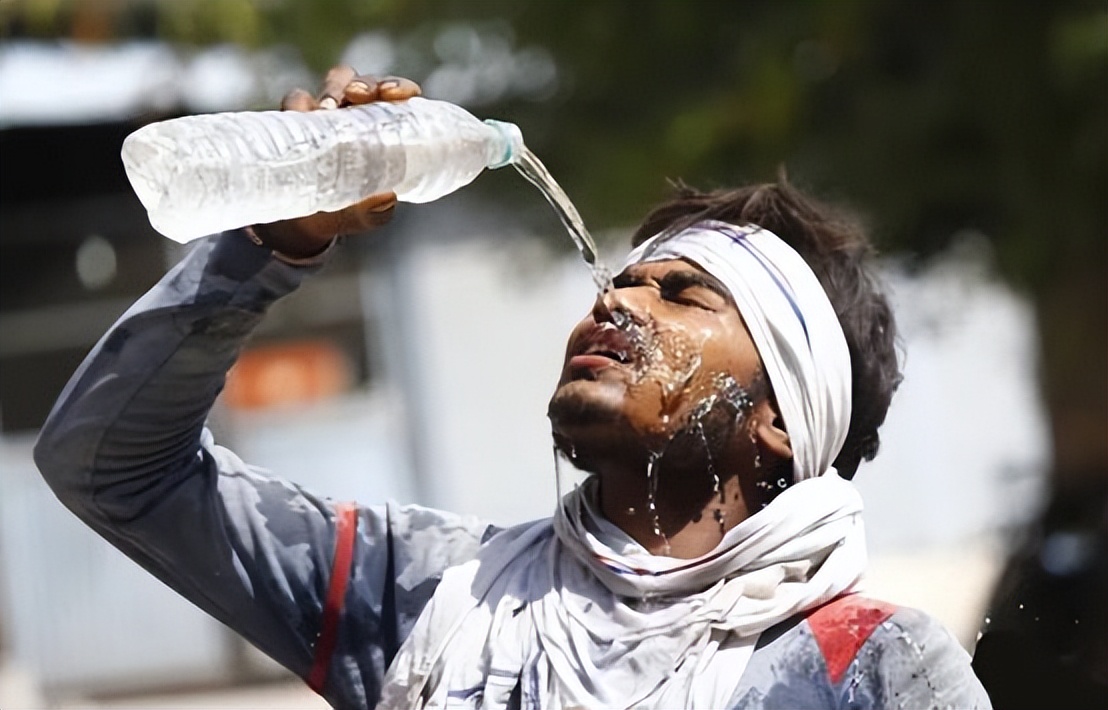 印度多地高温超60度,更极端的还没有来,7,8月更可怕