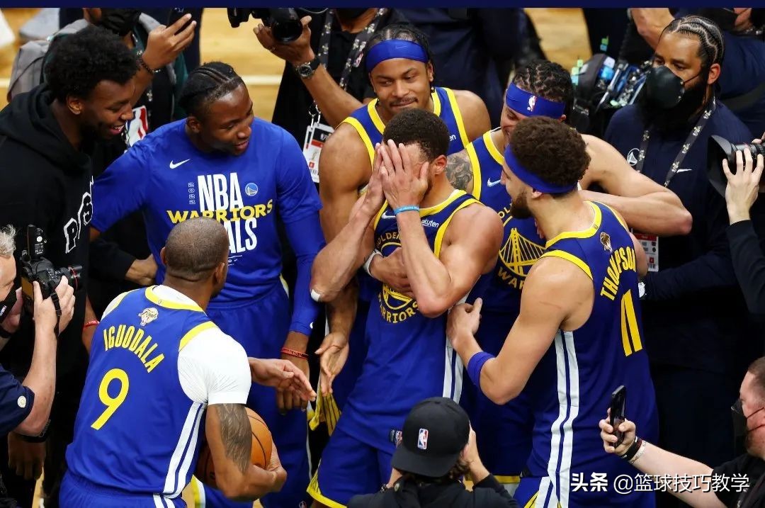 为什么说这届nba冠军水(勇士总冠军！库里拿下本届总决赛FMVP！最大的尊敬送给绿军)