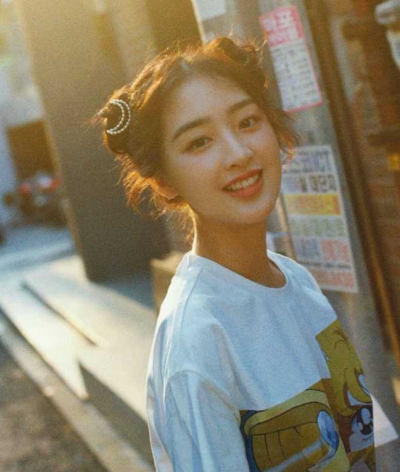 10位00后小花，争奇斗艳各显神通，谁能成为国民妹妹？