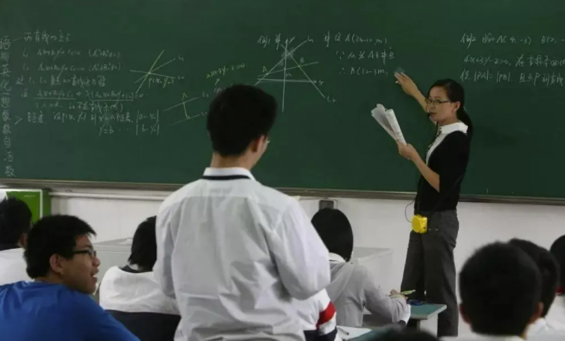 教育局迎来新规：有五类人无法报考教师资格证，你符合要求吗？